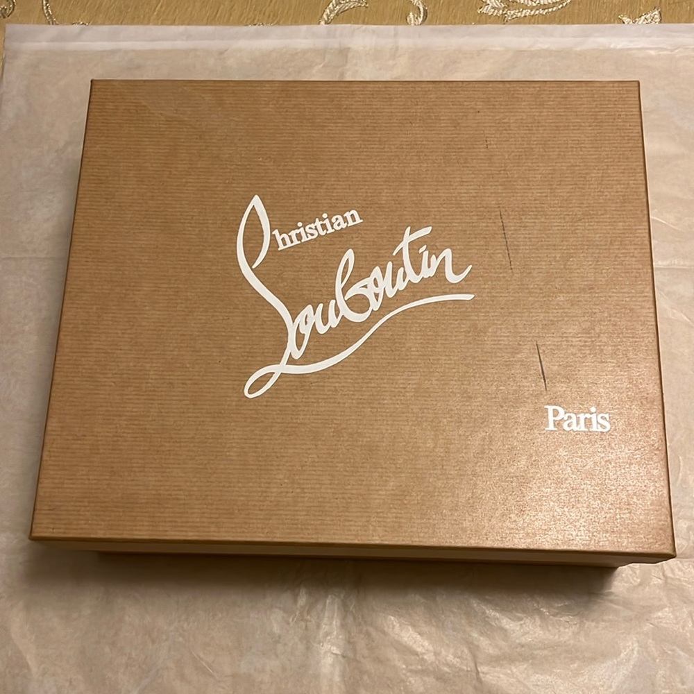 Christian Louboutin box